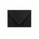 Sobre negro de 82x113 mm (C7)